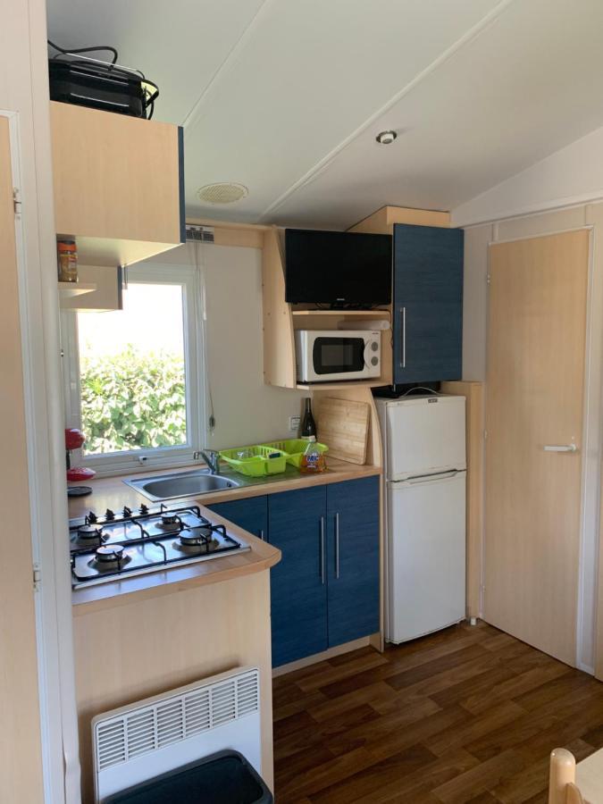 Отель Camping L'Europe Вик-ла-Гардьоль Экстерьер фото